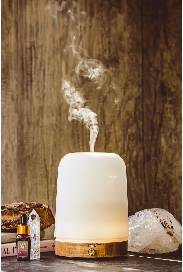 Frosted Glass & Bamboo Aroma Diffuser – 400ml | Elegant Mist